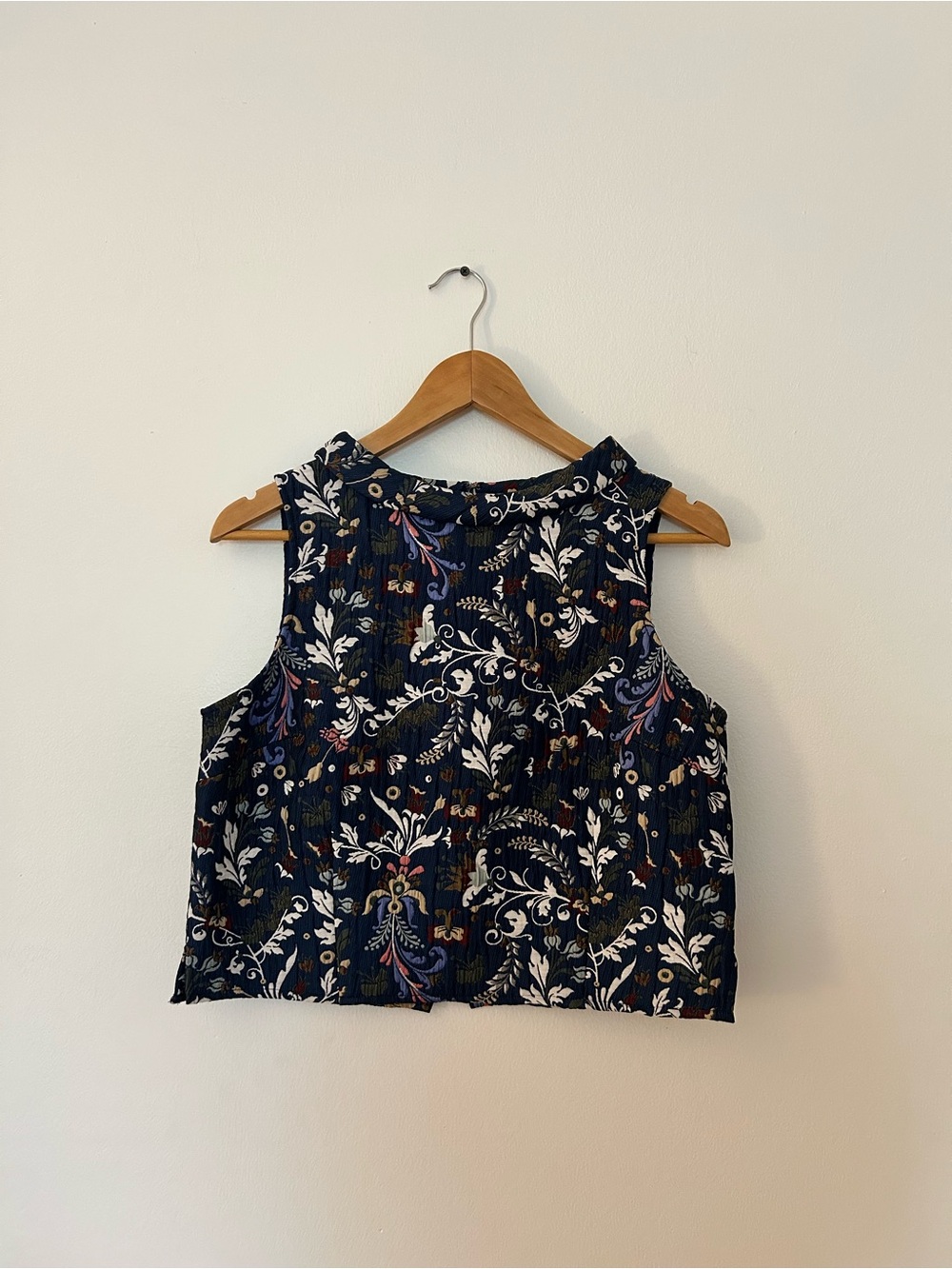 eva mendes for New York & Company Navy Floral Crop Camisole Top